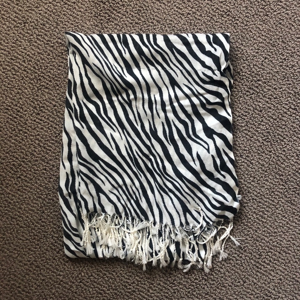 Zebra Print Fringed Scarf